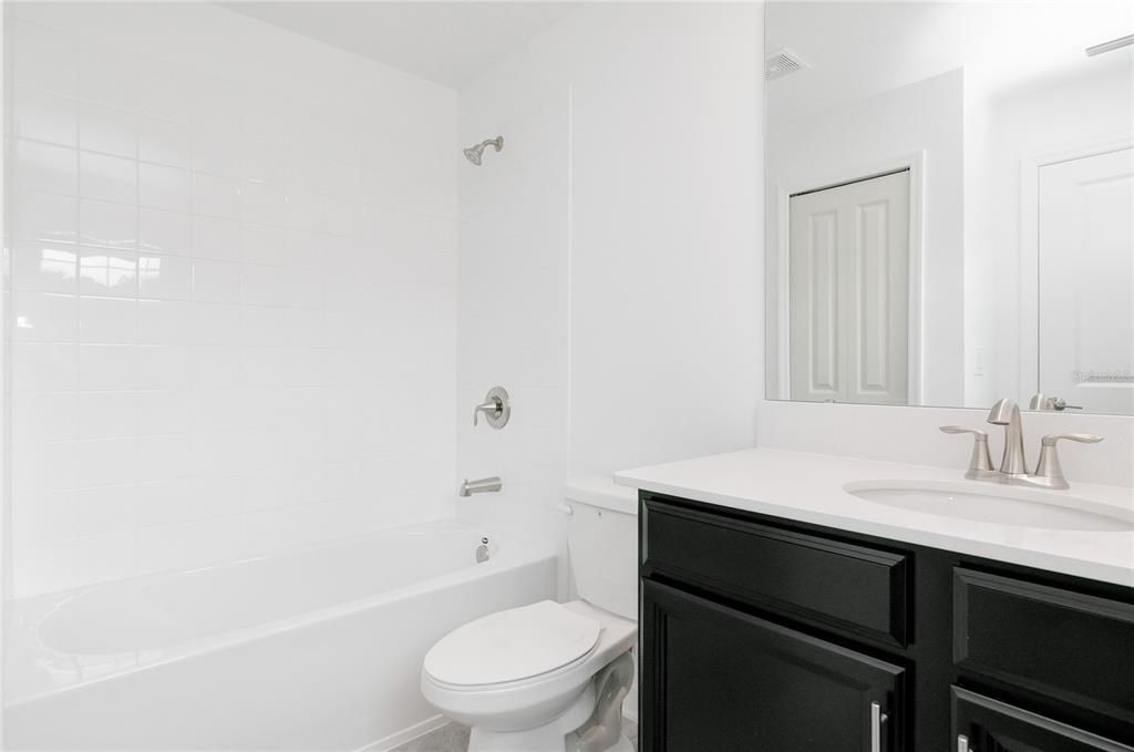 For Rent: $2,145 (3 beds, 2 baths, 1615 Square Feet)