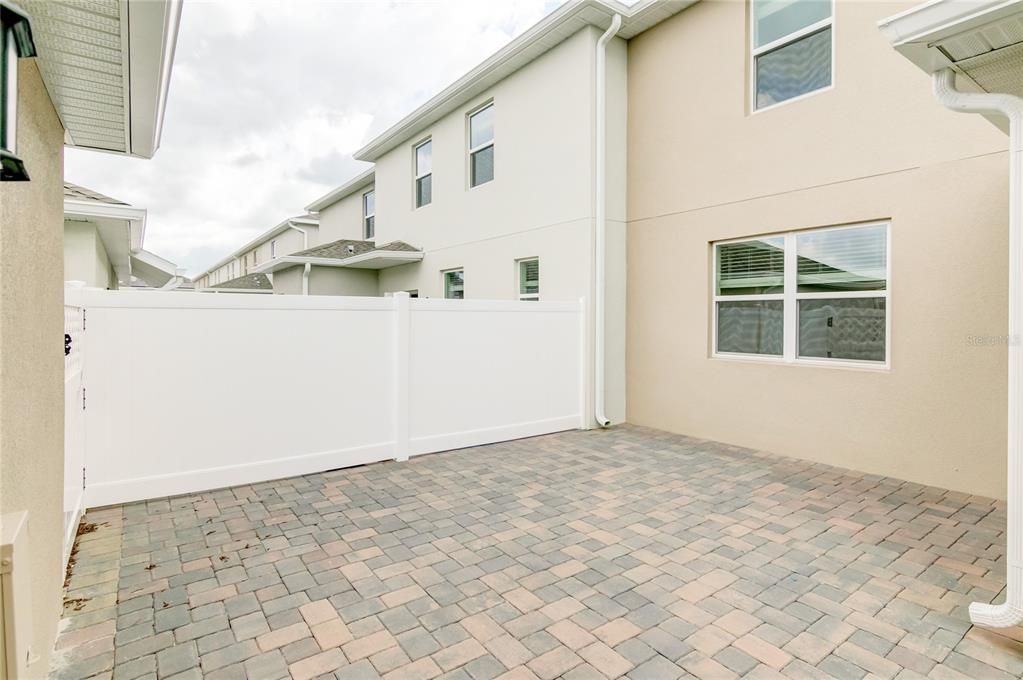 For Rent: $2,145 (3 beds, 2 baths, 1615 Square Feet)