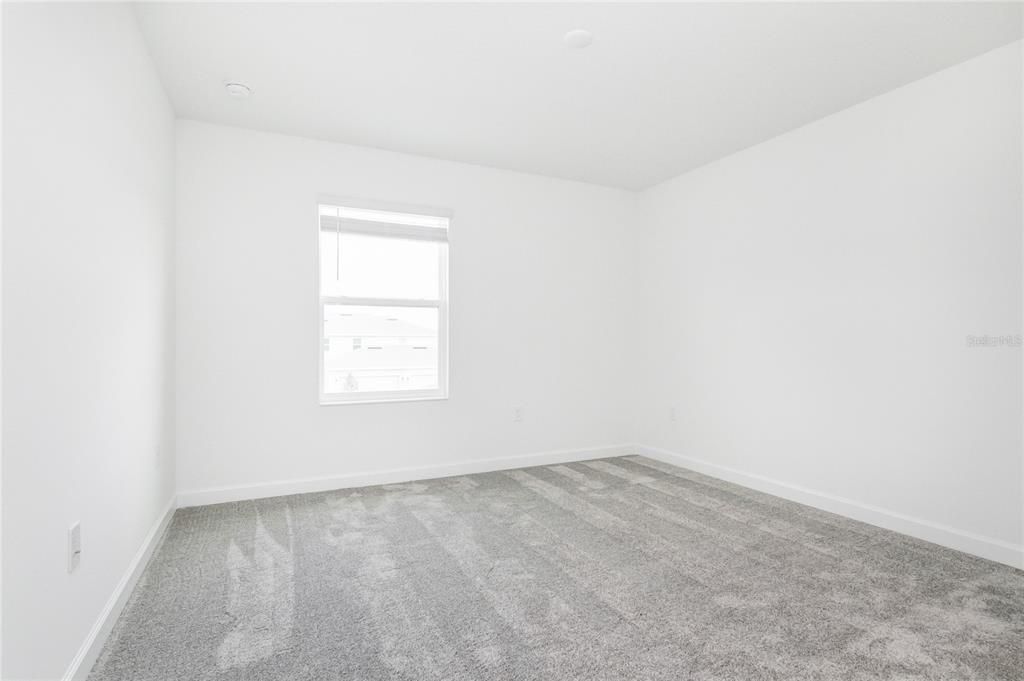 For Rent: $2,145 (3 beds, 2 baths, 1615 Square Feet)