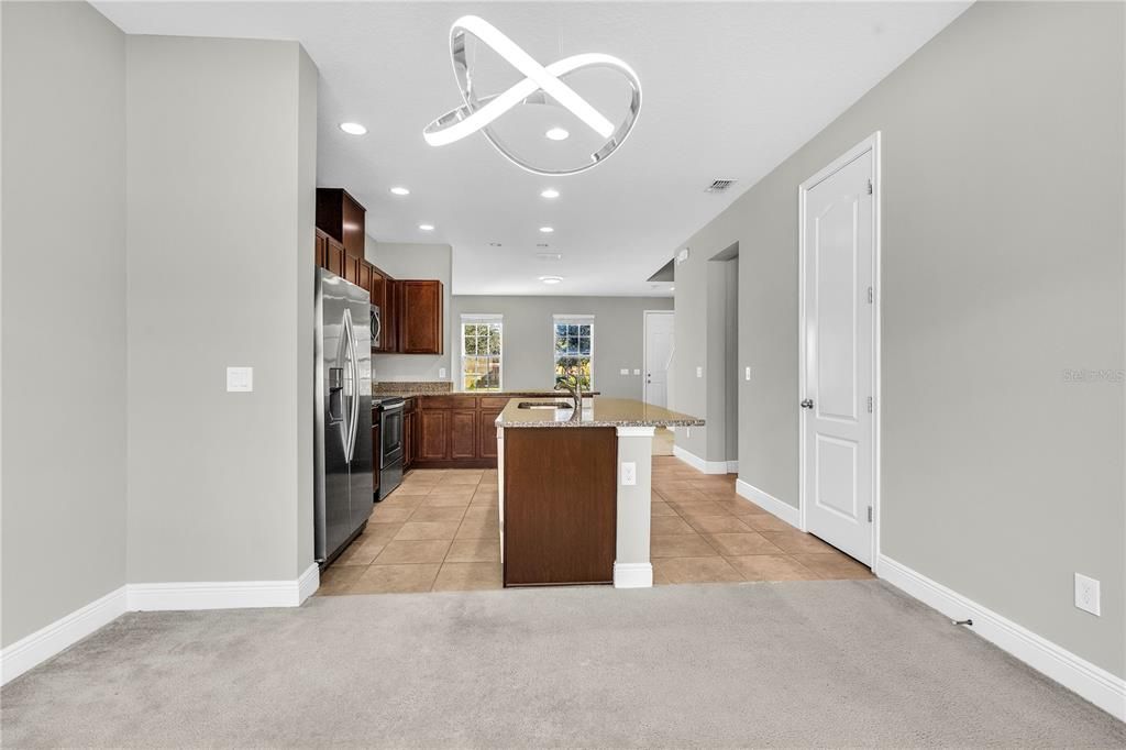 En Venta: $379,800 (3 camas, 2 baños, 1584 Pies cuadrados)