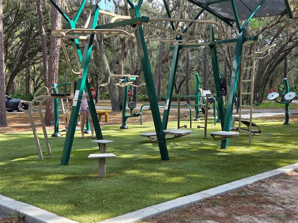 For Rent: $1,600 (2 beds, 2 baths, 1087 Square Feet)