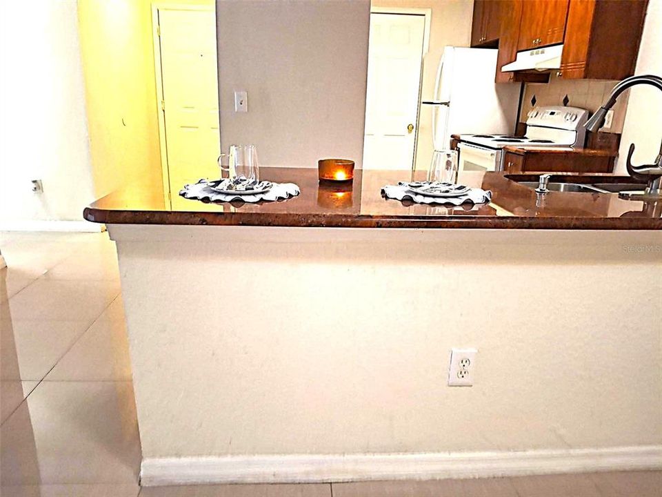 For Rent: $1,600 (2 beds, 2 baths, 1087 Square Feet)