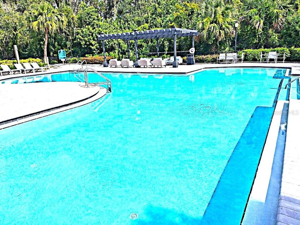 For Rent: $1,600 (2 beds, 2 baths, 1087 Square Feet)