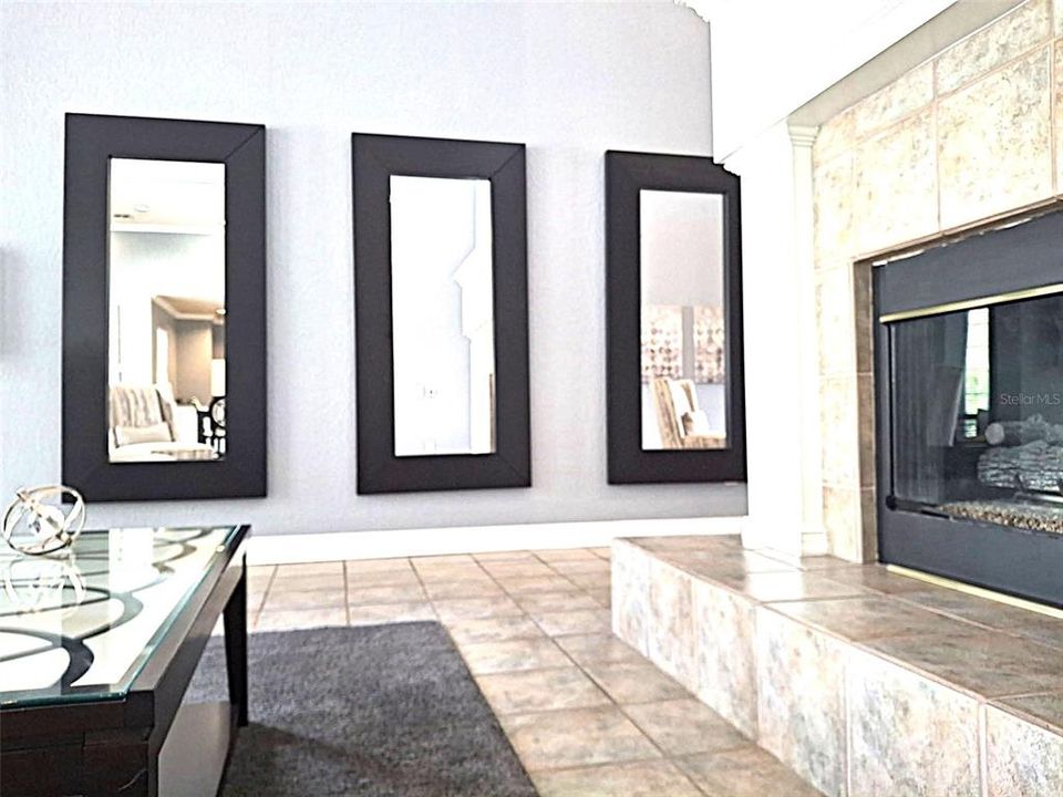 For Rent: $1,600 (2 beds, 2 baths, 1087 Square Feet)