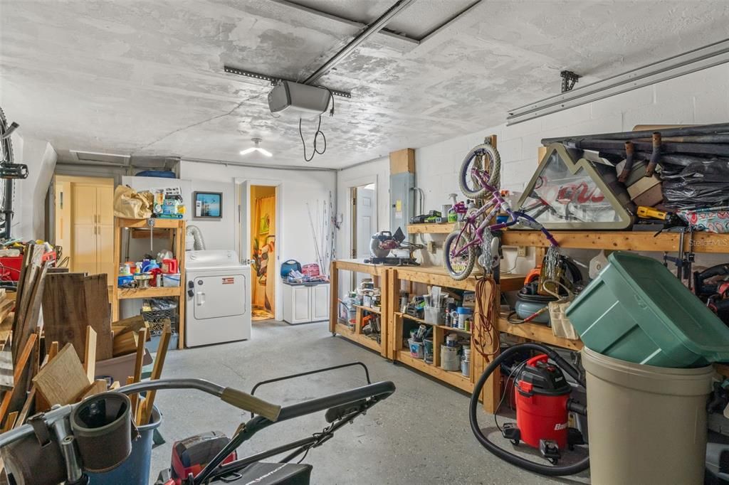 Activo con contrato: $237,000 (2 camas, 2 baños, 1012 Pies cuadrados)