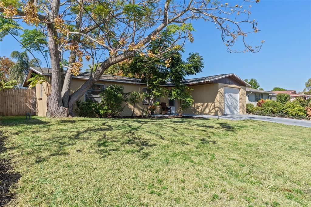 Activo con contrato: $237,000 (2 camas, 2 baños, 1012 Pies cuadrados)