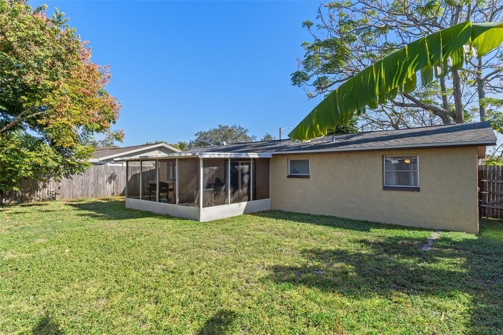 Activo con contrato: $237,000 (2 camas, 2 baños, 1012 Pies cuadrados)