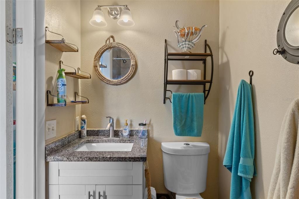 Activo con contrato: $237,000 (2 camas, 2 baños, 1012 Pies cuadrados)