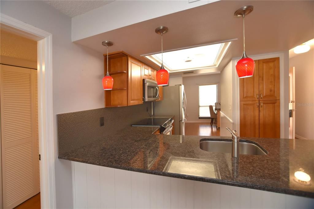 En Venta: $499,900 (2 camas, 2 baños, 1220 Pies cuadrados)