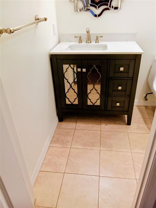 En Venta: $499,900 (2 camas, 2 baños, 1220 Pies cuadrados)