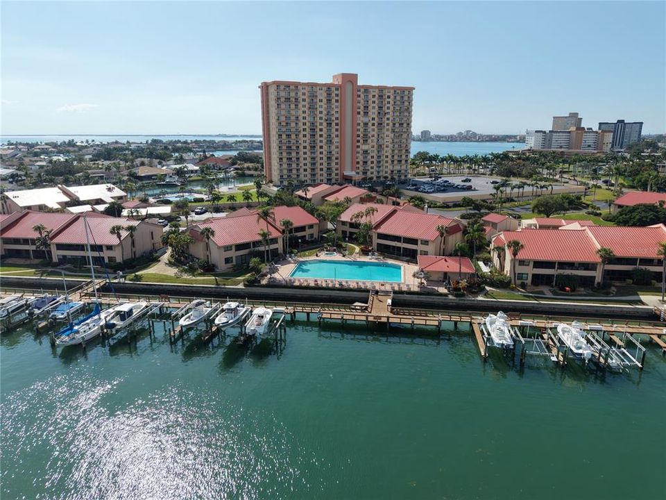 En Venta: $499,900 (2 camas, 2 baños, 1220 Pies cuadrados)