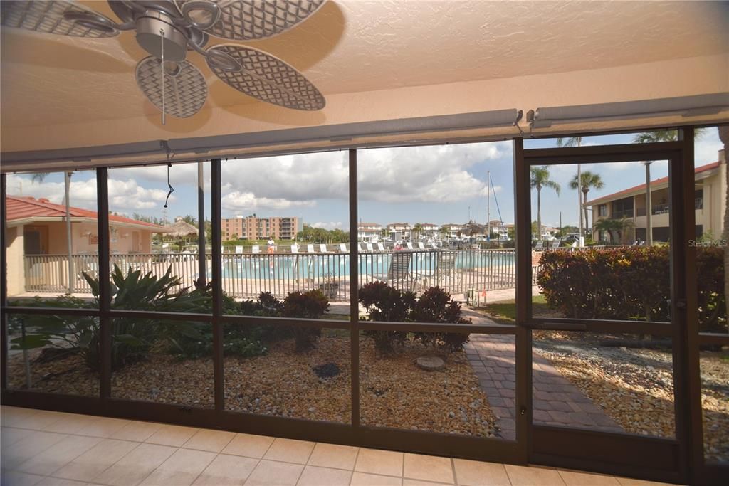 En Venta: $499,900 (2 camas, 2 baños, 1220 Pies cuadrados)