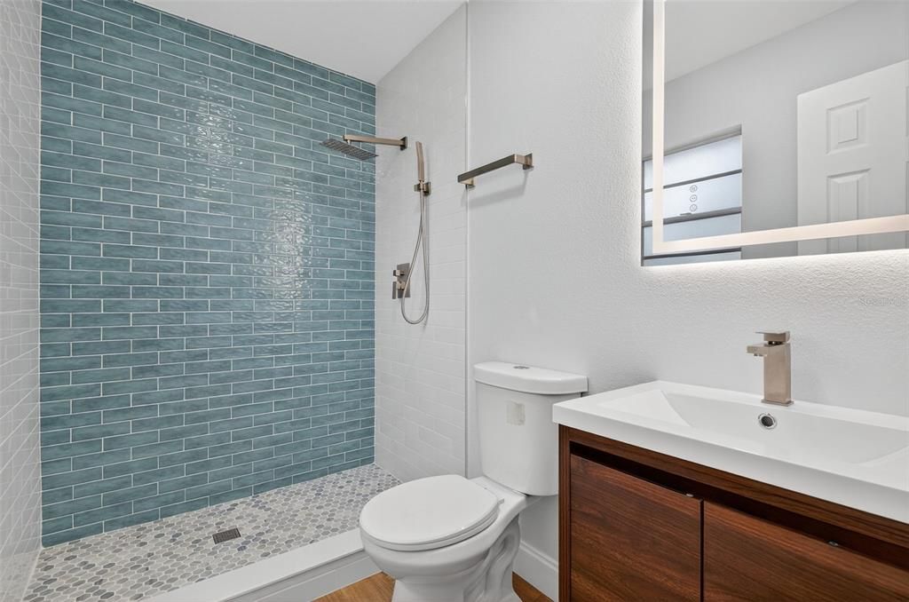 Active With Contract: $339,900 (4 beds, 3 baths, 1988 Square Feet)