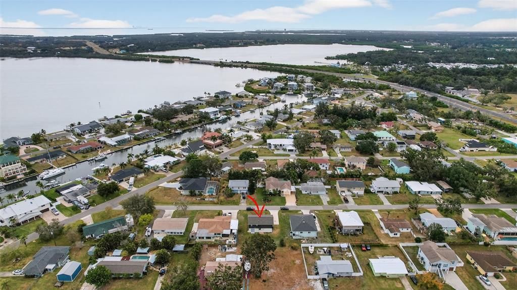 Active With Contract: $339,900 (4 beds, 3 baths, 1988 Square Feet)