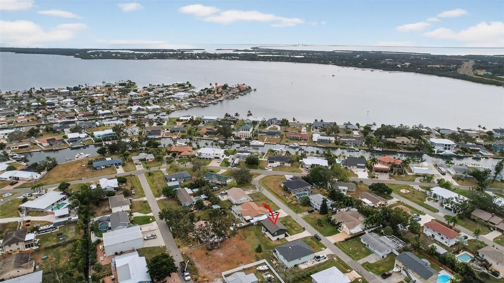 Active With Contract: $339,900 (4 beds, 3 baths, 1988 Square Feet)