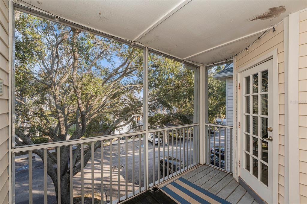 For Sale: $199,999 (2 beds, 2 baths, 1491 Square Feet)