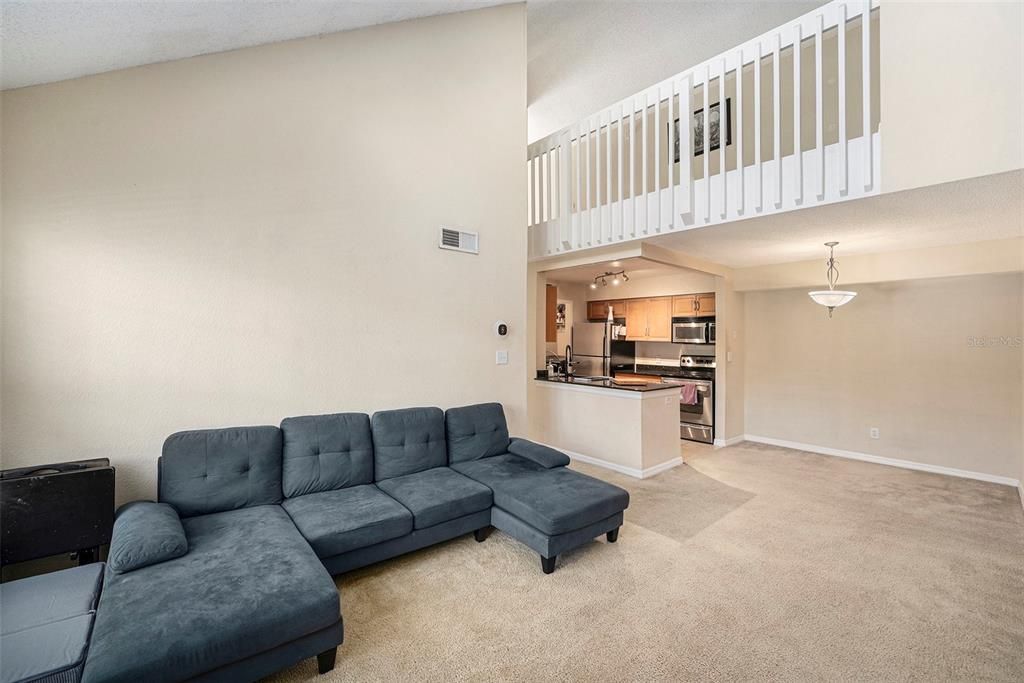 For Sale: $199,999 (2 beds, 2 baths, 1491 Square Feet)