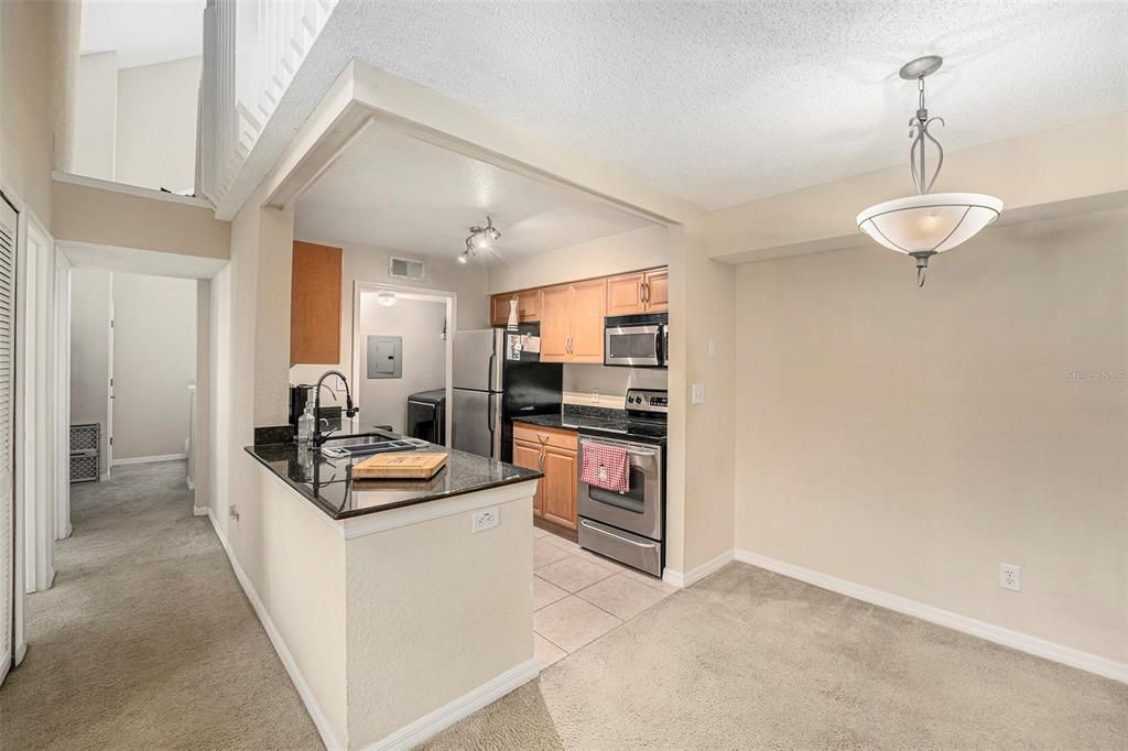 For Sale: $199,999 (2 beds, 2 baths, 1491 Square Feet)