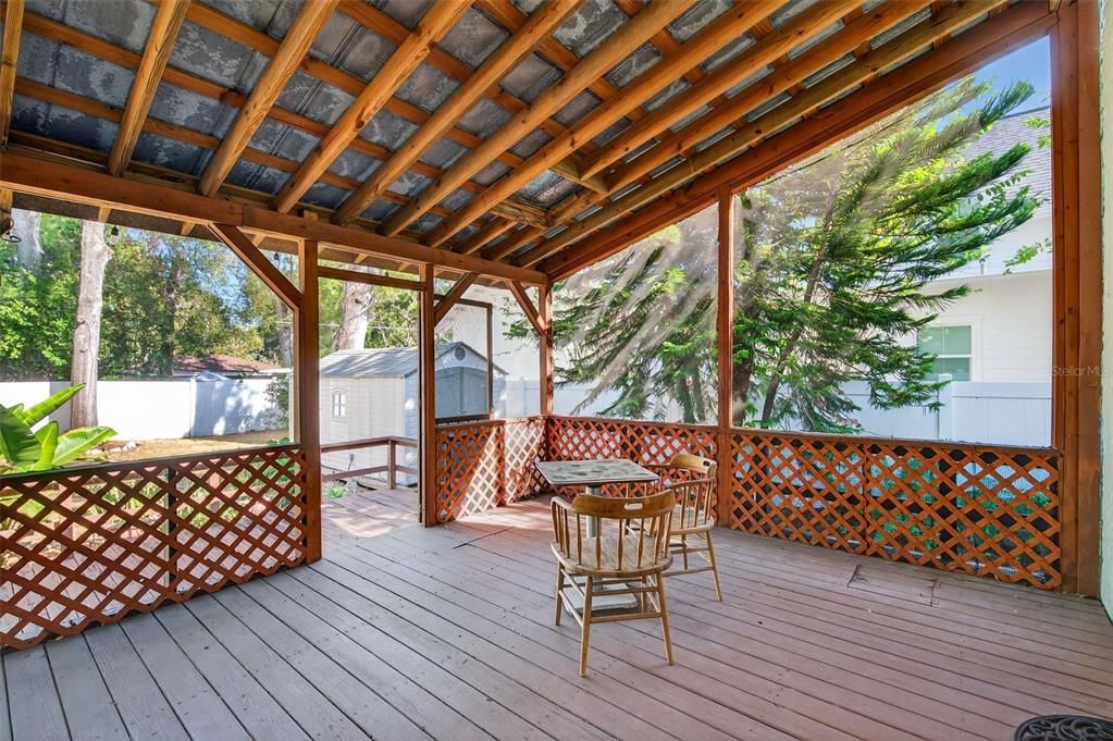 Под контрактом: $2,400 (2 спален, 1 ванн, 1194 Квадратных фут)