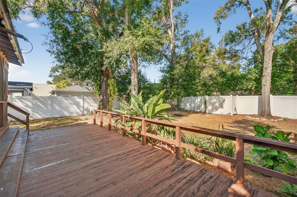 Под контрактом: $2,400 (2 спален, 1 ванн, 1194 Квадратных фут)