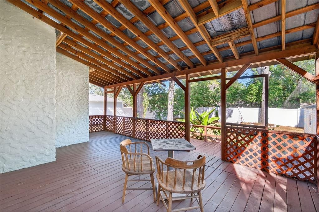 Под контрактом: $2,400 (2 спален, 1 ванн, 1194 Квадратных фут)