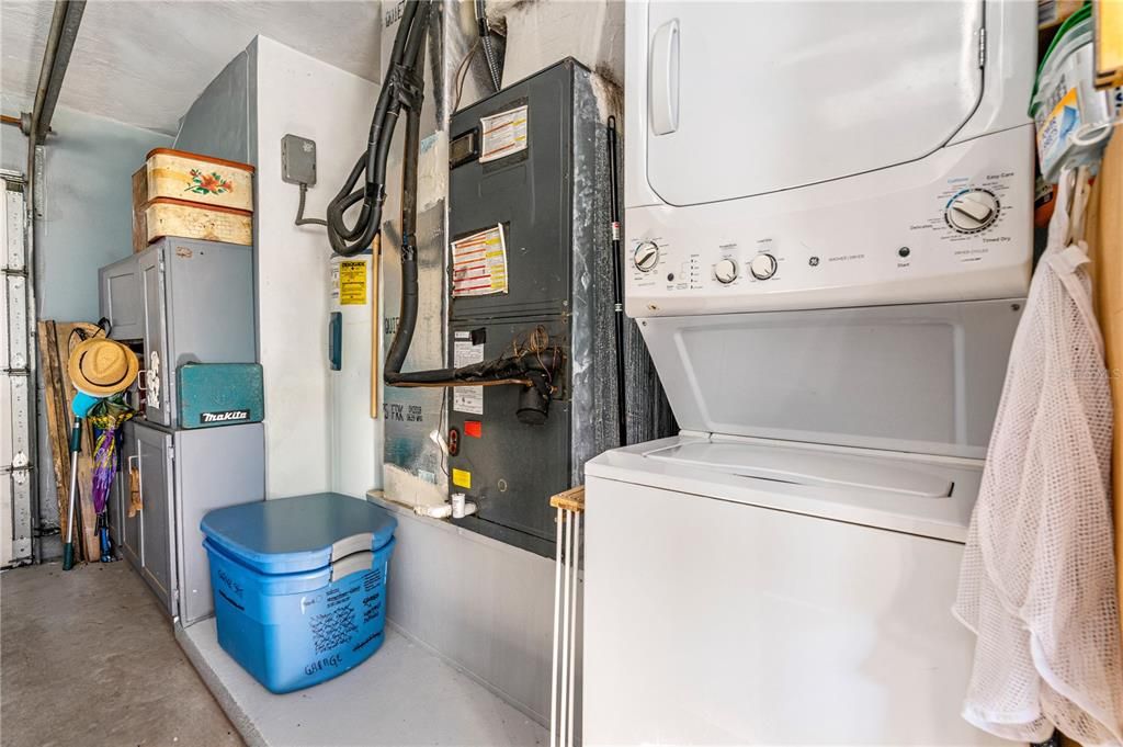 合同活跃: $364,900 (3 贝兹, 2 浴室, 1308 平方英尺)