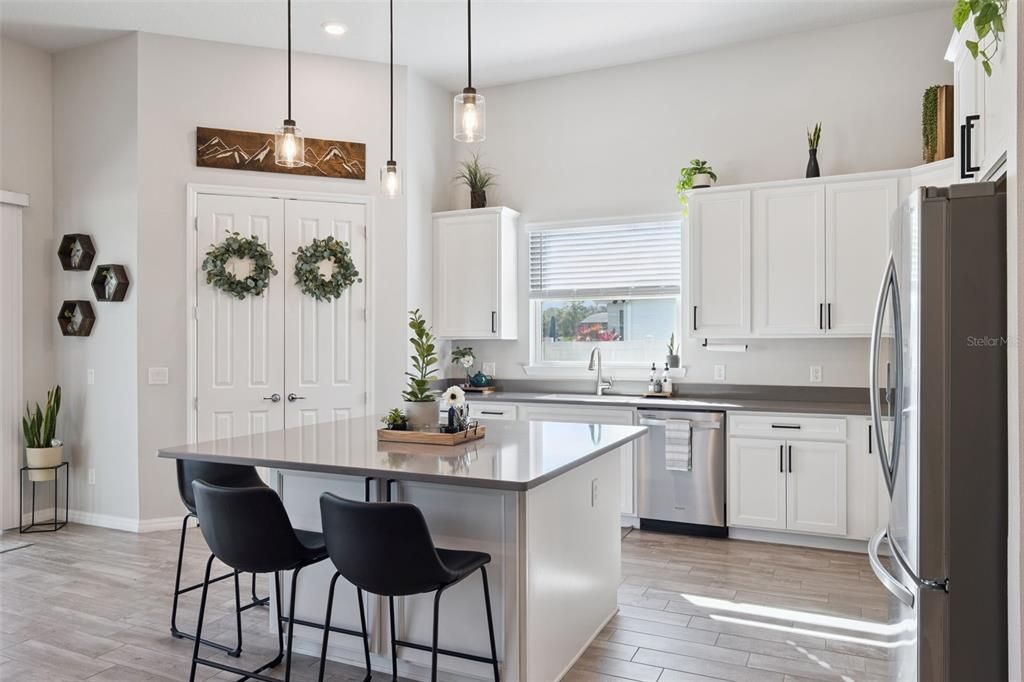 For Sale: $799,900 (4 beds, 3 baths, 2710 Square Feet)