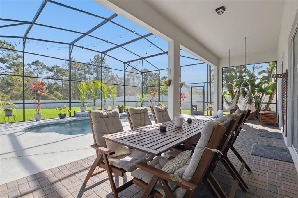 For Sale: $799,900 (4 beds, 3 baths, 2710 Square Feet)