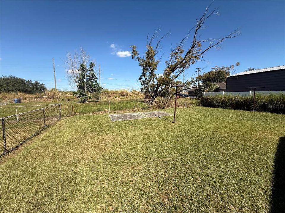 For Sale: $156,000 (2 beds, 1 baths, 1032 Square Feet)