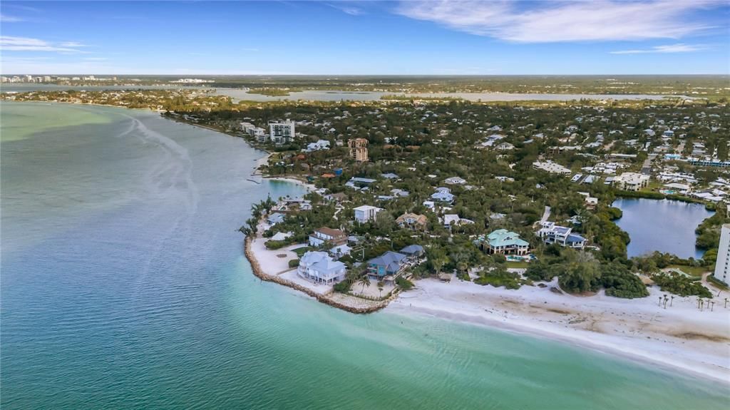 待售: $4,995,000 (1.56 acres)