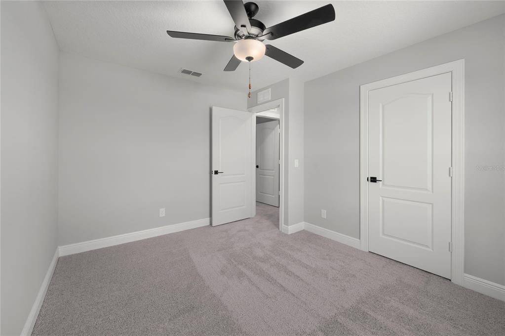 For Sale: $514,900 (5 beds, 2 baths, 2461 Square Feet)