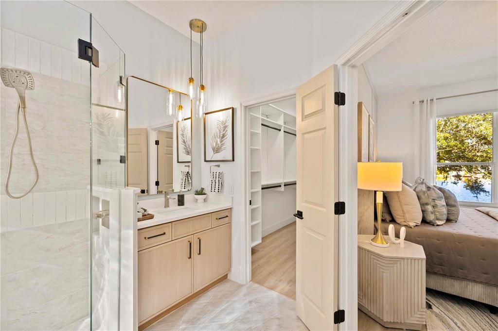 En Venta: $799,000 (3 camas, 2 baños, 2118 Pies cuadrados)