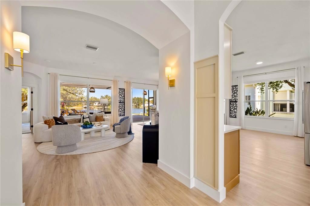 En Venta: $799,000 (3 camas, 2 baños, 2118 Pies cuadrados)