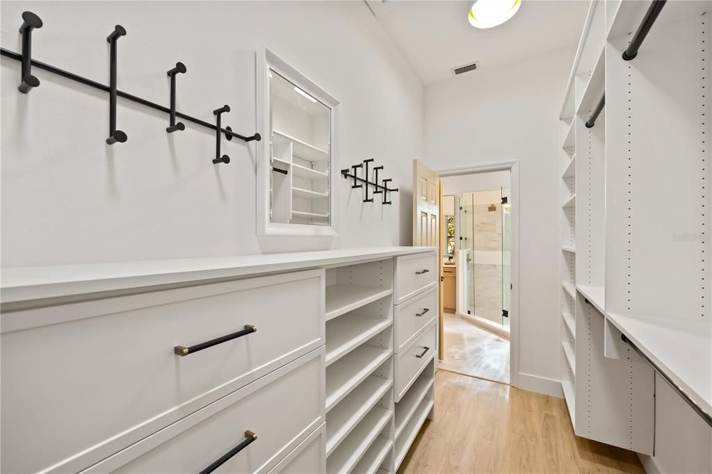 En Venta: $799,000 (3 camas, 2 baños, 2118 Pies cuadrados)