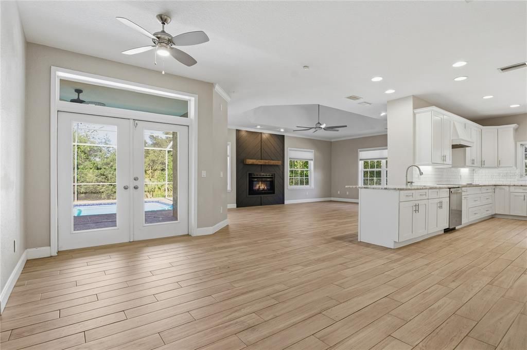 На продажу: $689,900 (5 спален, 3 ванн, 3503 Квадратных фут)