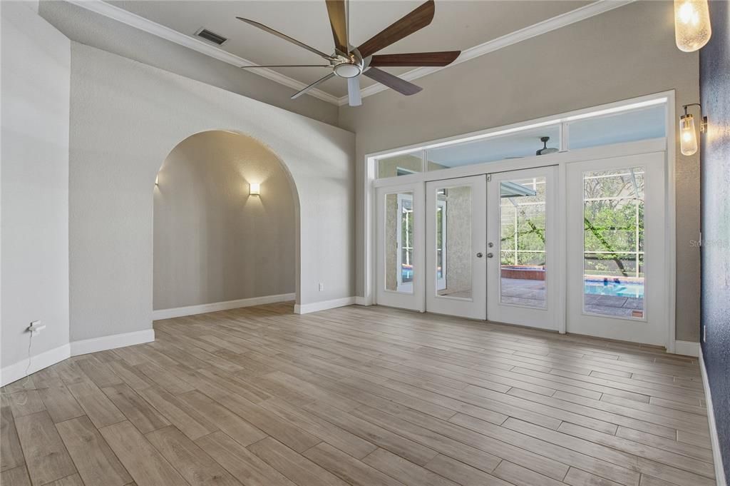 На продажу: $689,900 (5 спален, 3 ванн, 3503 Квадратных фут)