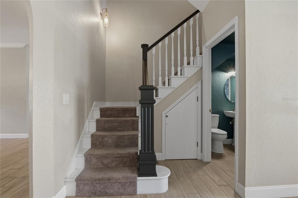 На продажу: $689,900 (5 спален, 3 ванн, 3503 Квадратных фут)