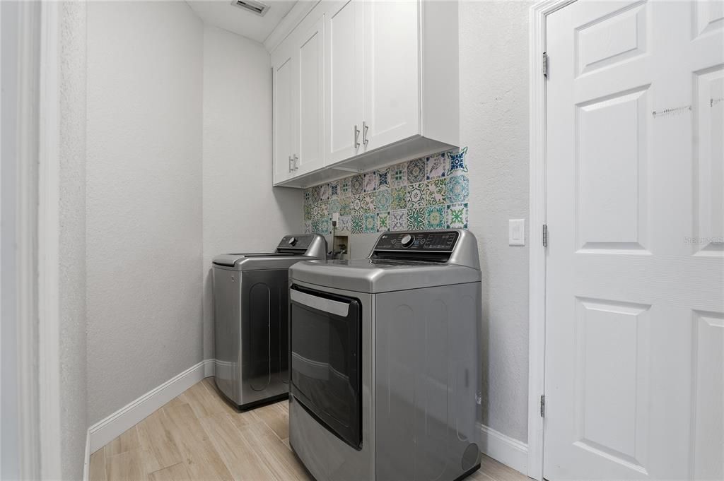 На продажу: $689,900 (5 спален, 3 ванн, 3503 Квадратных фут)