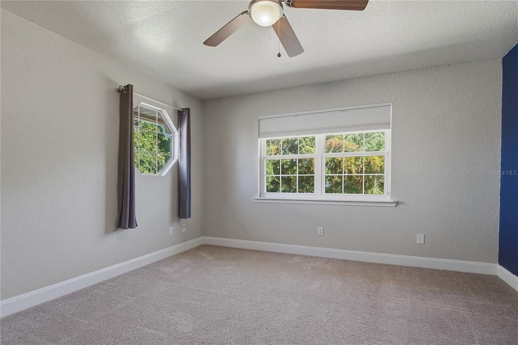 На продажу: $689,900 (5 спален, 3 ванн, 3503 Квадратных фут)