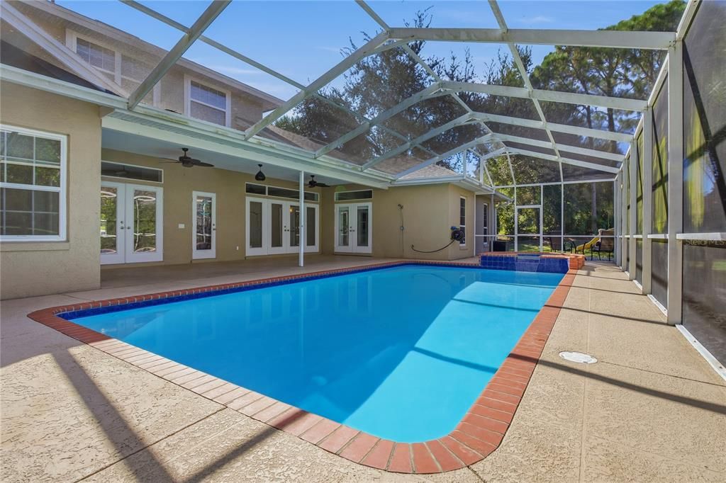 На продажу: $689,900 (5 спален, 3 ванн, 3503 Квадратных фут)