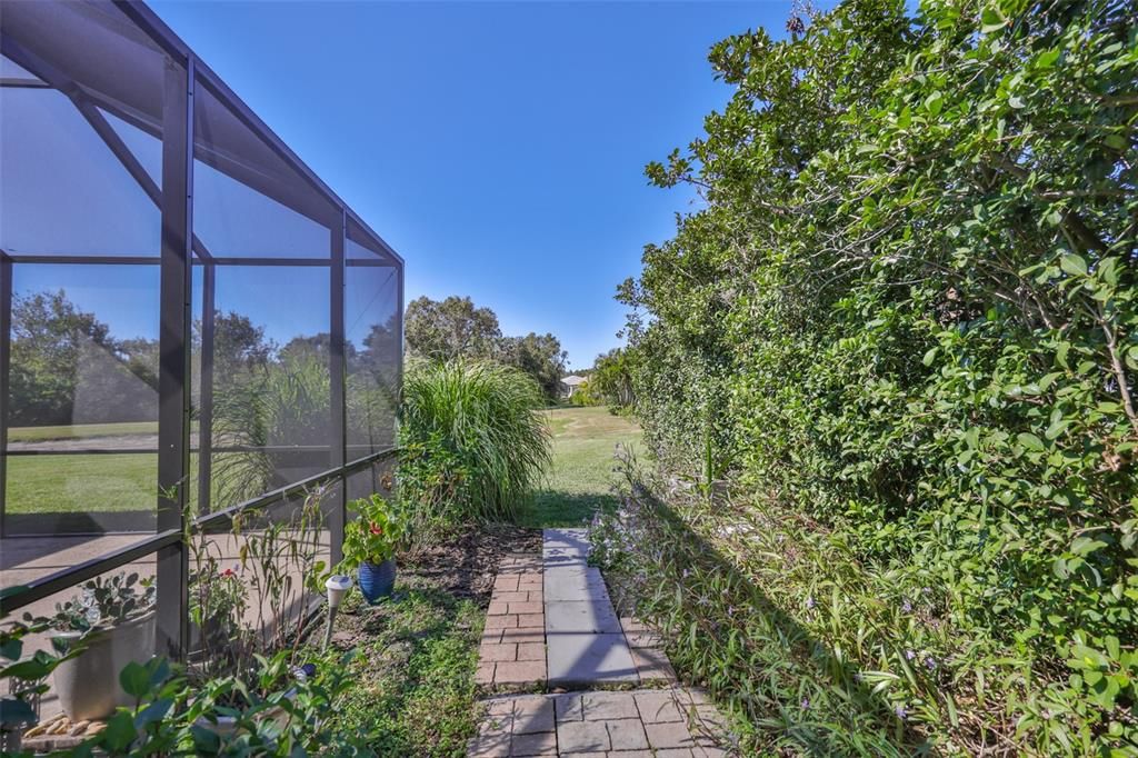 For Sale: $478,000 (3 beds, 2 baths, 2158 Square Feet)