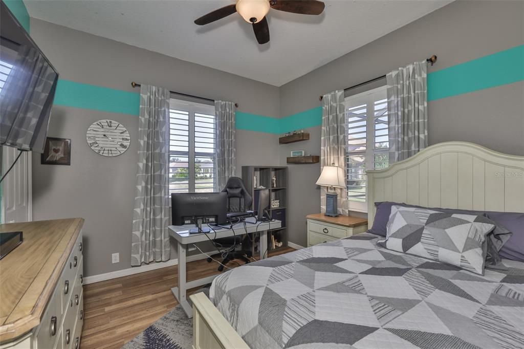 For Sale: $478,000 (3 beds, 2 baths, 2158 Square Feet)