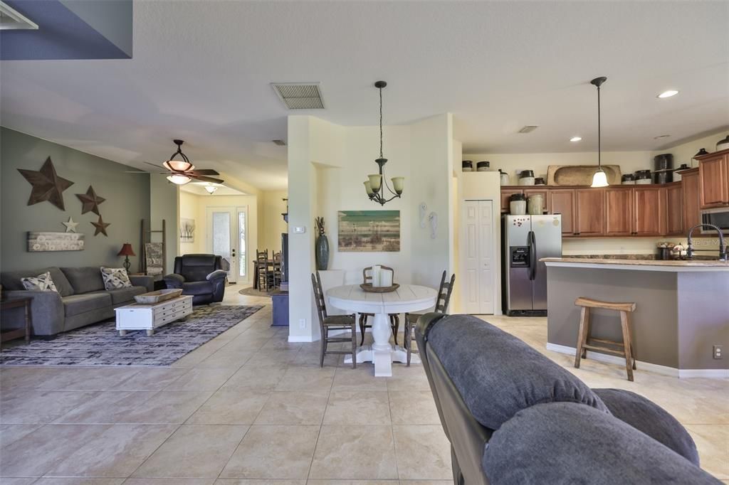 For Sale: $478,000 (3 beds, 2 baths, 2158 Square Feet)