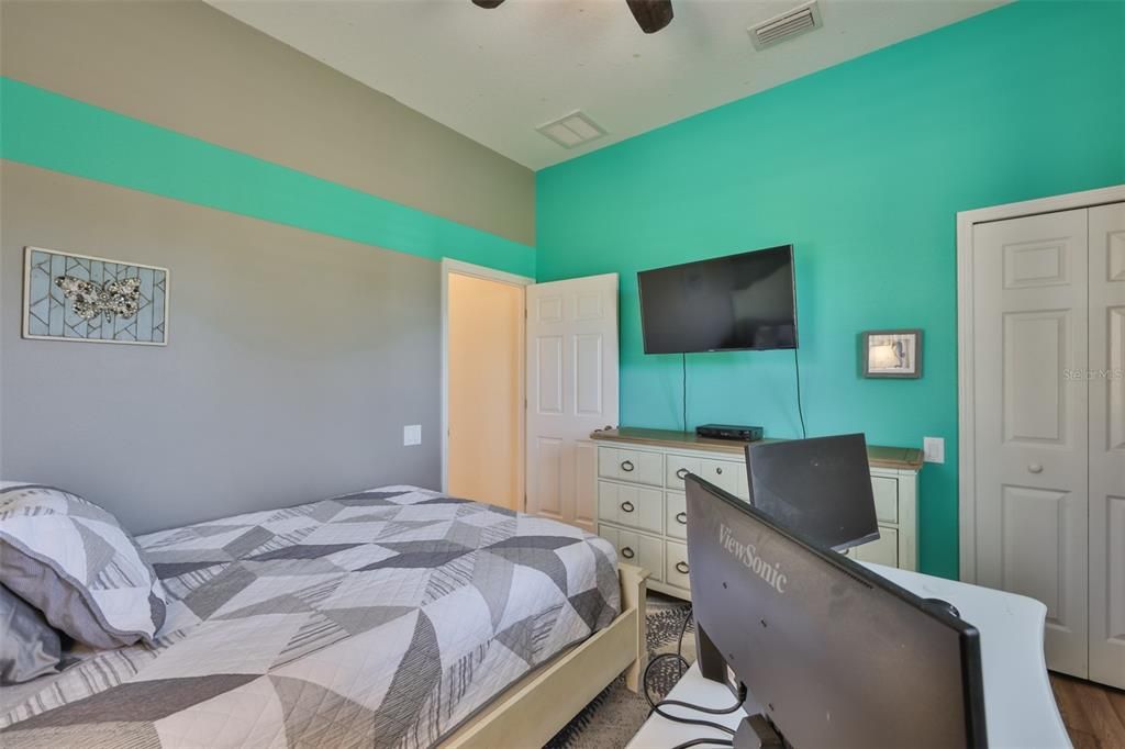 For Sale: $478,000 (3 beds, 2 baths, 2158 Square Feet)