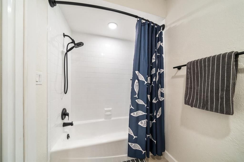 For Sale: $699,000 (2 beds, 2 baths, 1435 Square Feet)