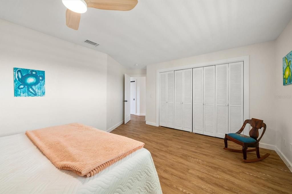 For Sale: $699,000 (2 beds, 2 baths, 1435 Square Feet)