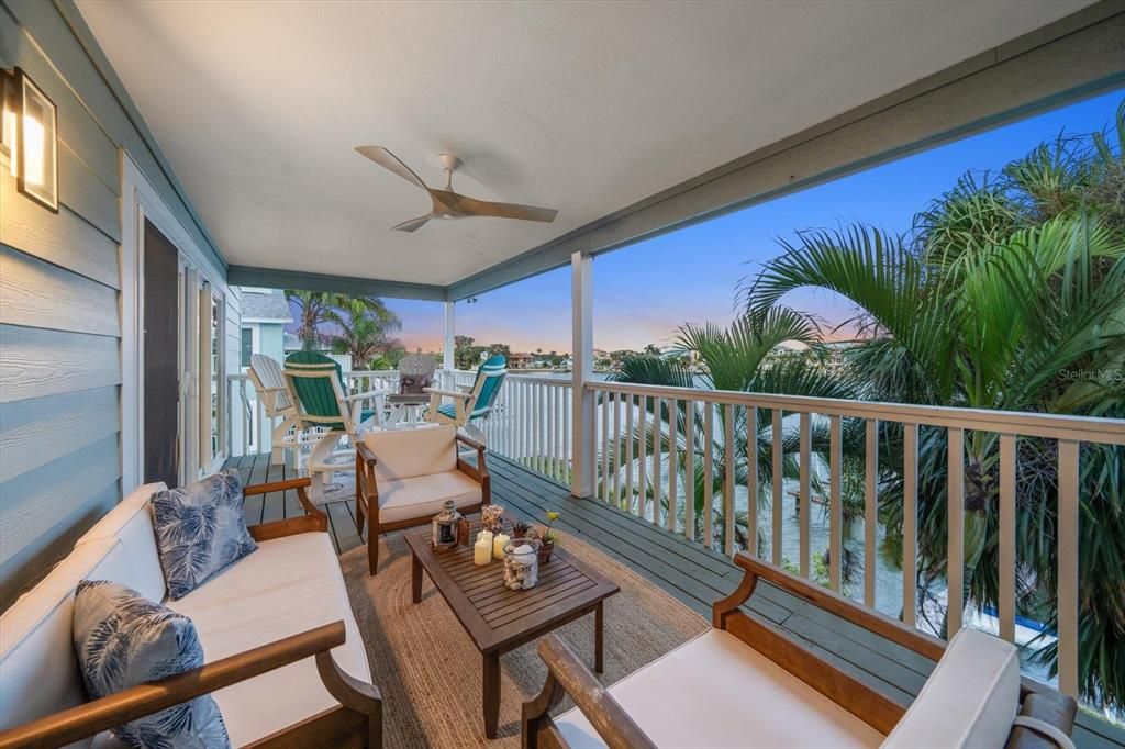 For Sale: $699,000 (2 beds, 2 baths, 1435 Square Feet)