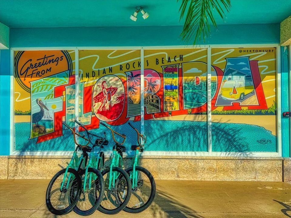 For Sale: $699,000 (2 beds, 2 baths, 1435 Square Feet)