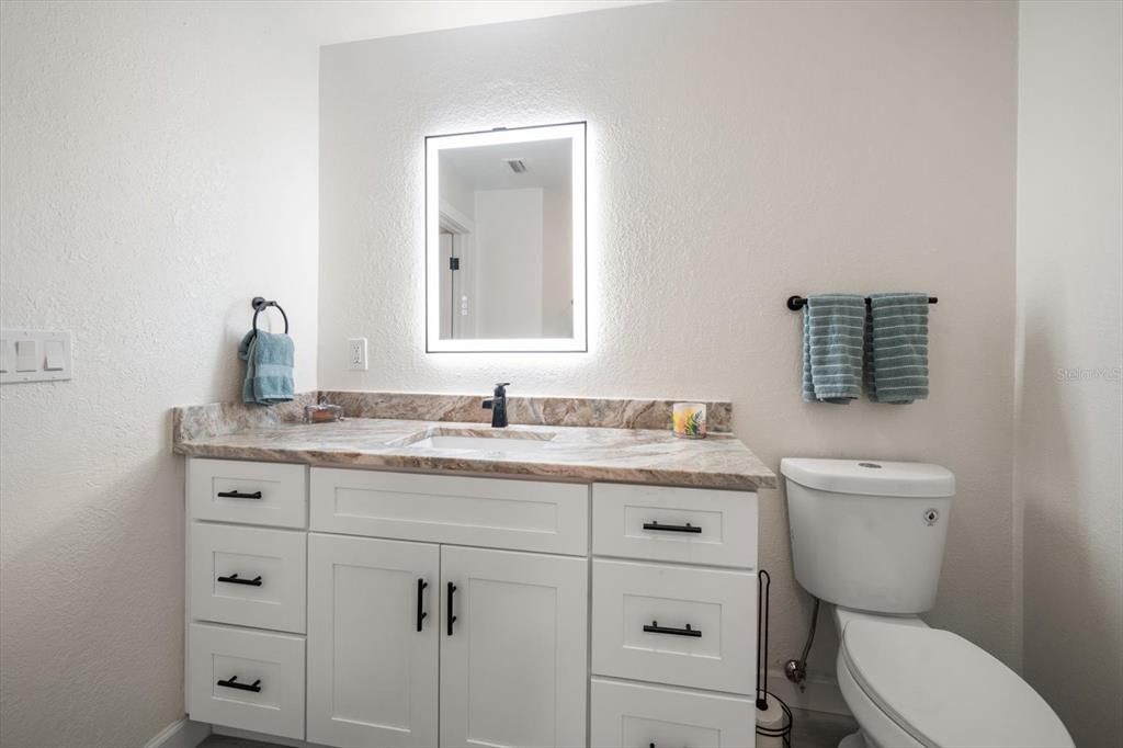 For Sale: $699,000 (2 beds, 2 baths, 1435 Square Feet)