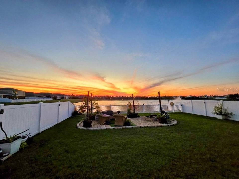 For Rent: $3,000 (5 beds, 3 baths, 2522 Square Feet)